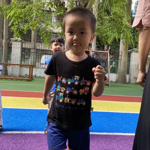 易慧佳（伏羲）幼儿园——谨信1班（中班）第十四周