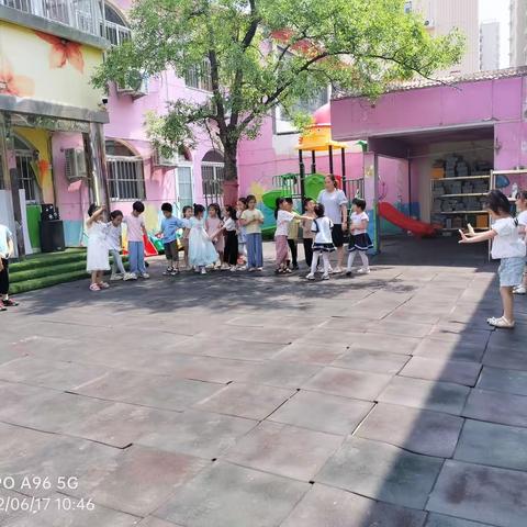 新兴幼儿园消夏晚会及大班毕业典礼