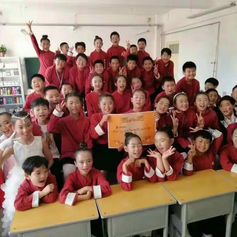 抗击疫情，我们在坚持，停学不停课，金星双语小学五（5）班师生在行动！