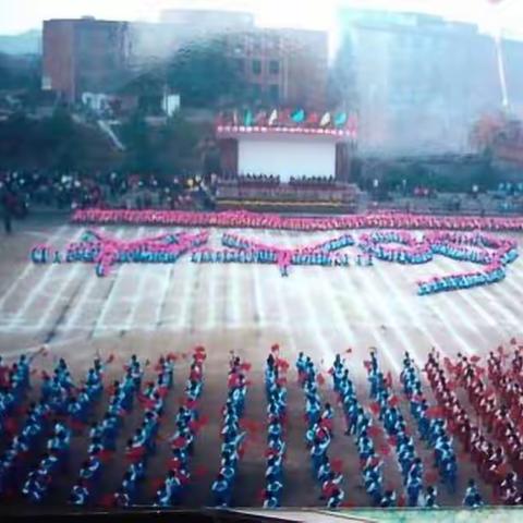 19年了，我们99级高一大部分同学终于联系上了👏，希望还有部分同学赶快找到组织。