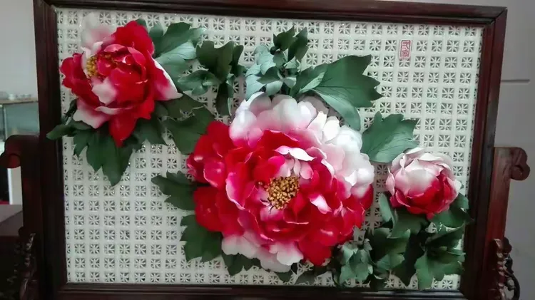 牡丹盘子图片
