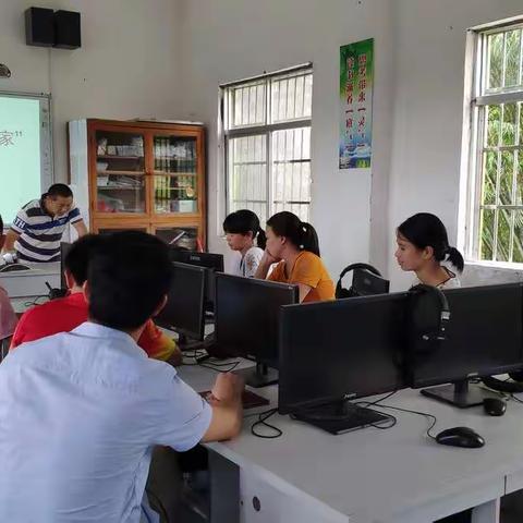 那务镇田心小学“万名教师访万家“活动
