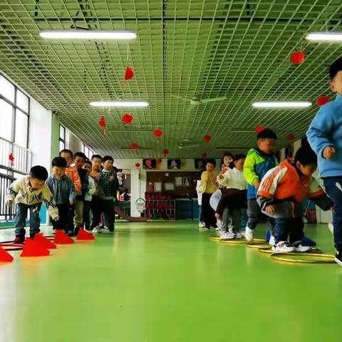 金色童年幼儿园小三班——四月剪影