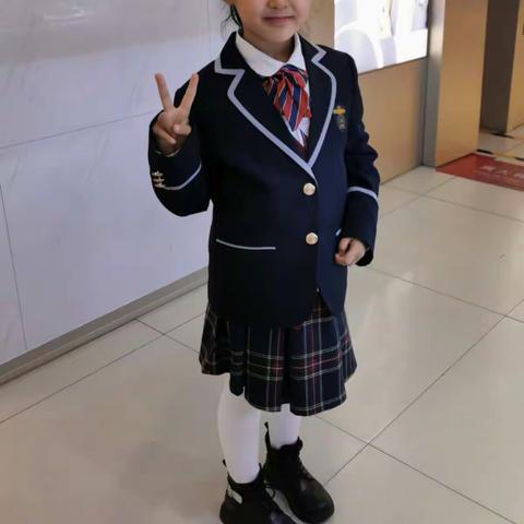 小讲师上线了——刘怡萱的数学课堂