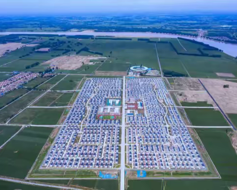 黄河滩区里的社区银行今天迎来了一位新客人