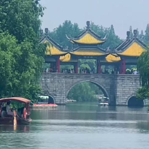 二十四桥赏月明 扬州胜景——瘦西湖