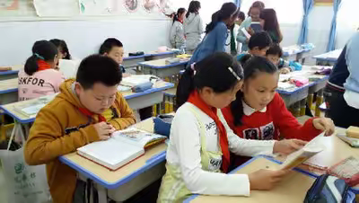 宁江区回族小学“创建书香校园——小小讲书人”活动