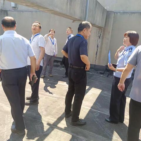 西安市莲湖区应急管理局前往建行莲湖路支行检查