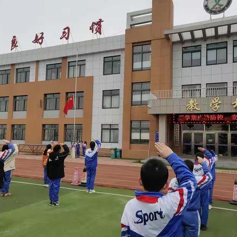 冬去春来  ,春暖花开。                         ——合隆小学新学期教育教学活动掠影