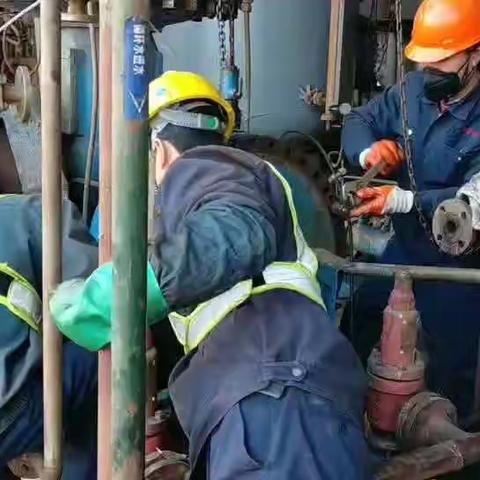 众志成城，团结一致！