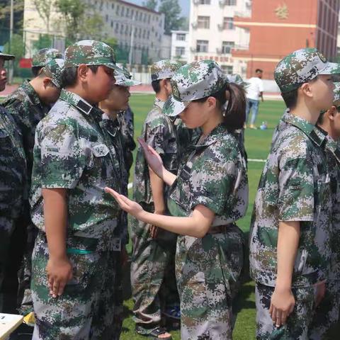 寻找最美军训生