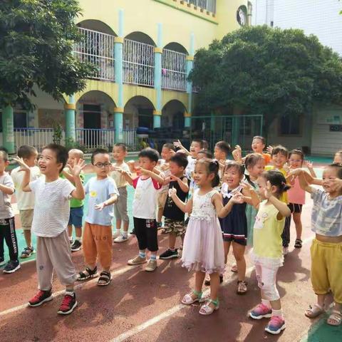 英达瑞三一0幼儿园月亮一班第7周教育教学活动影集