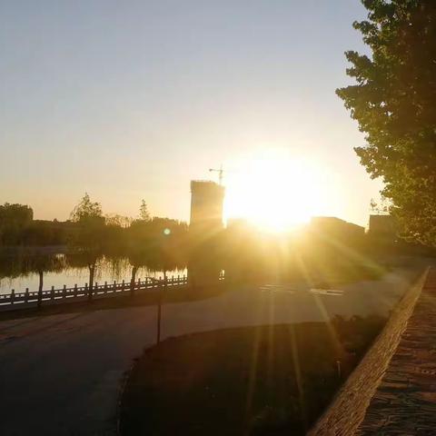 怡目春晨两阕词