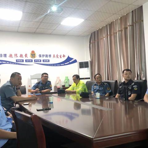 [强化执法能力、提升执法水平]湘东区治超站持续推进交通运输执法领域突出问题专项整治行动走深走实