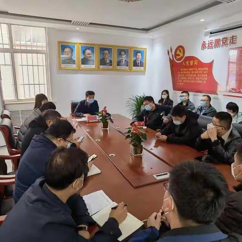 市委组织部专家中心王飞主任到西岭湖社区督导防疫工作