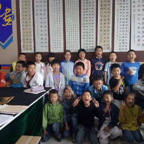 陇县青少年校外活动中心书法班硬笔字作品汇报