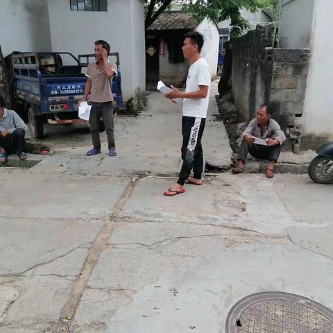 东河镇玉龙村开展秸秆禁烧典型案例宣传