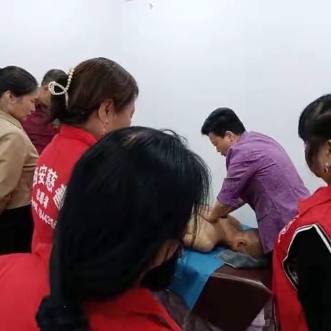 “艾生活，灸健康”中医文化进社区