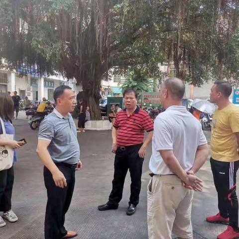海口市乡村振兴局在书场村开展新冠疫苗接种宣传活动