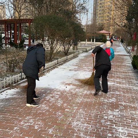 皑皑白雪   暖暖人心