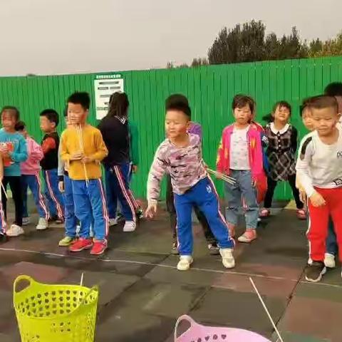 蓝天幼儿园国庆中秋双节同庆活动——团团圆圆我的国我的家