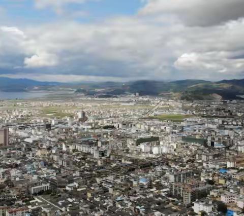 吴小平：灰色模糊评价方法在市（县）域产业发展安全评价中的应用