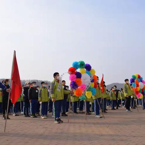 2023·崇尚·清明祭英烈——绥阳第一小学祭扫烈士墓活动