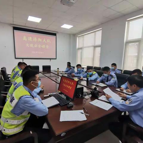 【济南交警】警钟要常鸣  安全要牢记