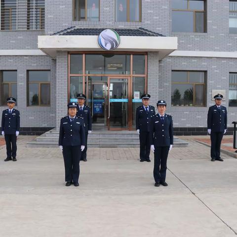 桑根达来南收费所举行升国旗仪式