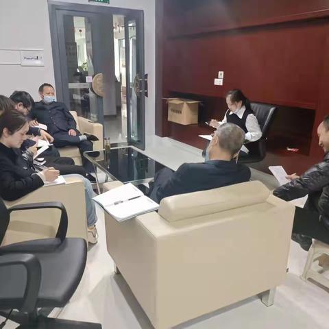 铸造二厂支行召开周例会