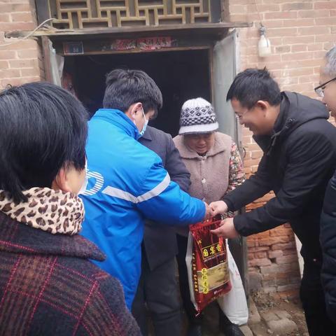 慰问送真情 关爱暖人心