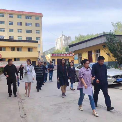 以督促研，以研促教——宝塔区第二中学迎接市、区教研室课题督查