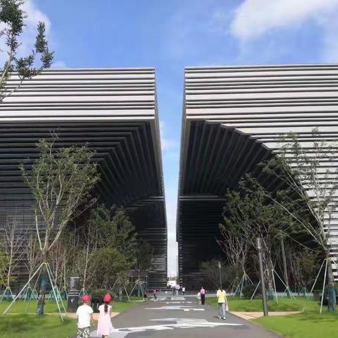 参观常州图书馆