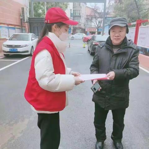 西湖区护路办加强春运期间铁路沿线安全宣传