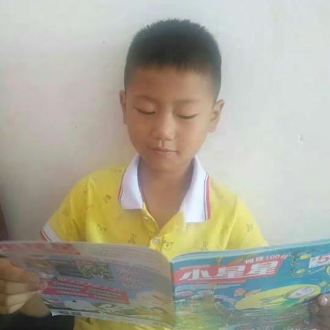 阅读，无处不在。快乐阅读，快乐成长！――宽田乡龙泉小学一年级