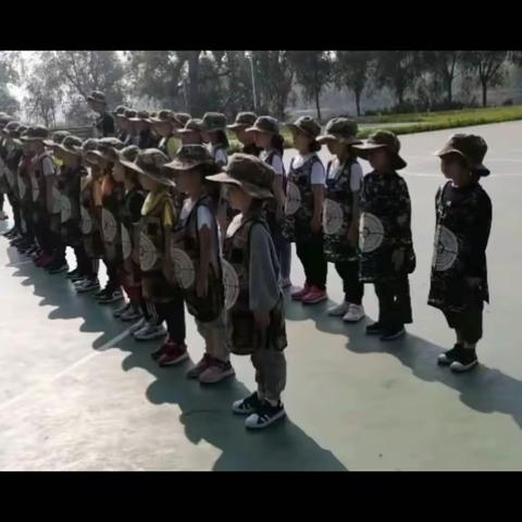 倍爱尔“小小军童，为国庆献礼”