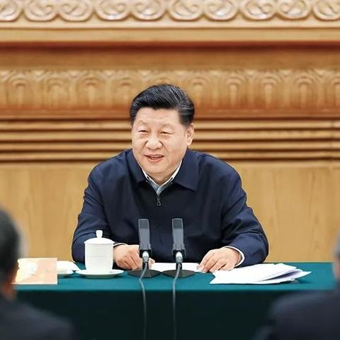 木鼻小学组织教师共同学习落实习近平总书记《思政课是落实立德树人根本任务的关键课程》