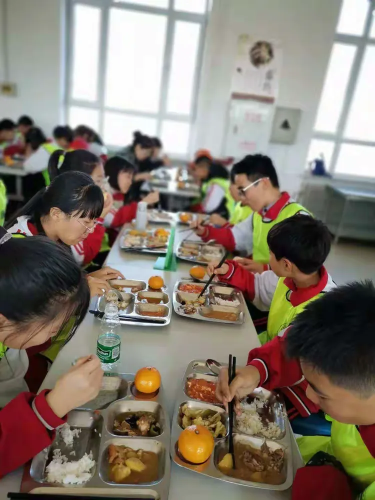 —南岔县第二中学七年二班伊春研学实践活动