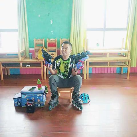 大集镇育英幼儿园大二班轮滑小健将，即刻出发🏃🏻🏃🏻‍♀️