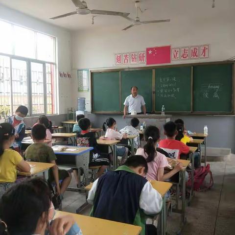 讲解防疫知识，弘扬爱国精神——罗家小学复学第一课