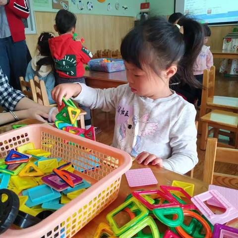 10月春芽幼儿园亲子课第一期