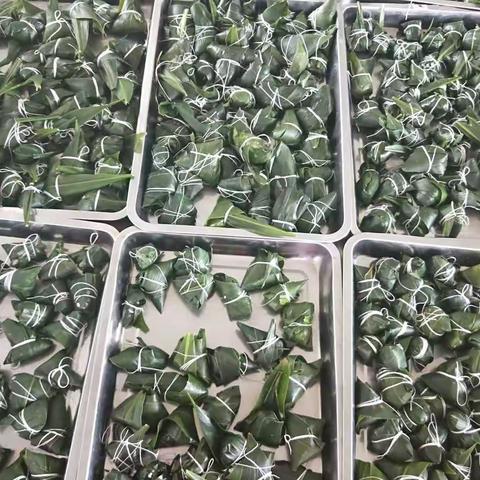 建水县蓝天第二幼儿园孩子们的《端午节、父亲节》