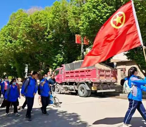 十四岁，写在春天里的诗——21团中学八年级十四岁集体生日活动纪实