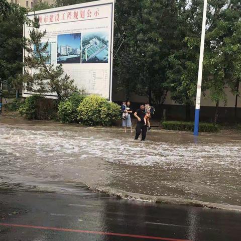 遇见夏雨，遇见最美的你……