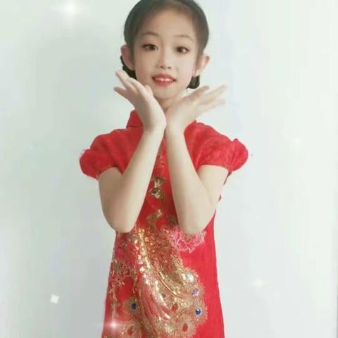 激情元旦，绽放梦想——记红鹰小学二年级一班2023年迎新年联欢活动