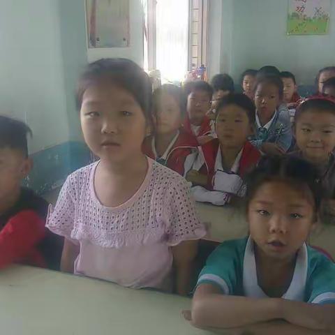 诗情画意话中秋 经典文化永传承 ――记南阳市39小二年级中秋主题班会（副本）