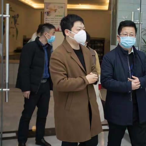 汉中市商务局局长徐万平莅临汉中美信调研