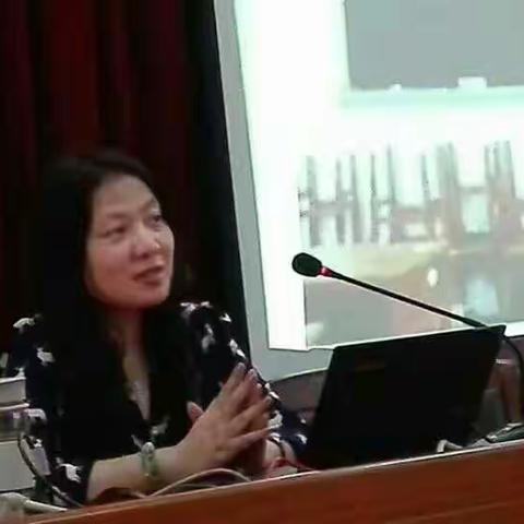 会昌县教师进修学校举办9月份“名师讲坛”活动