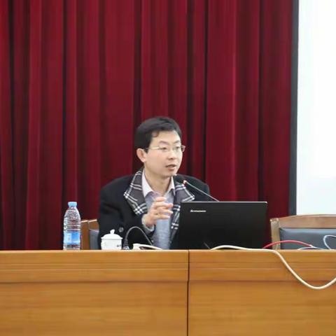 会昌县教师进修学校举办12月份“名师讲坛”活动