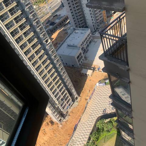 2022.10.12万润滨江天著小区工地打卡